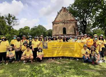 Krungsri volunteers join Ayutthaya Historical Site Conservation Project